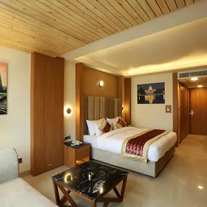 **** Hotel Omega - Central, Sec 45 India