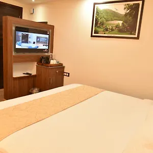 *** Hotel Greenfield Regency India